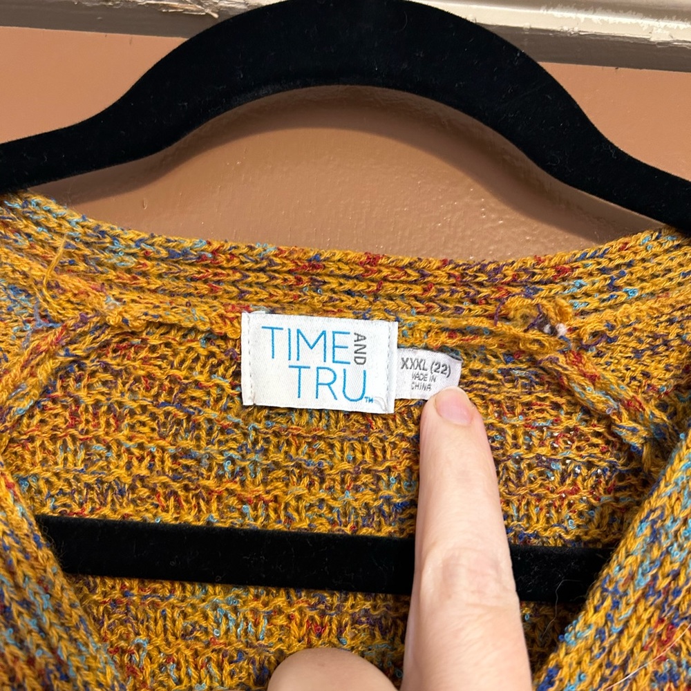Time and Tru Sweater